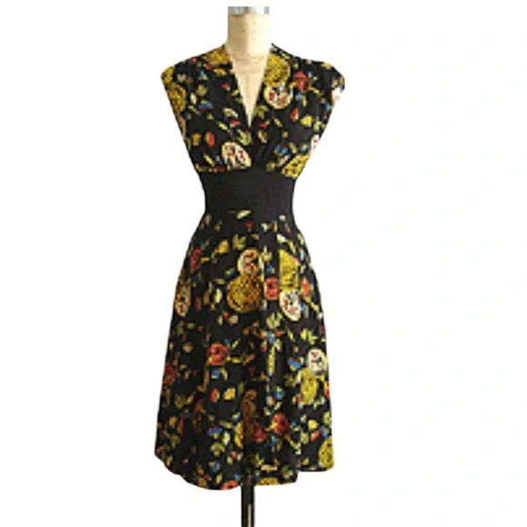 Anna Dress, Silk - Asia Holiday - Picture 1 of 3